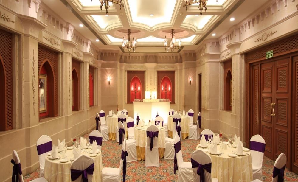 The Residency Towers 5*